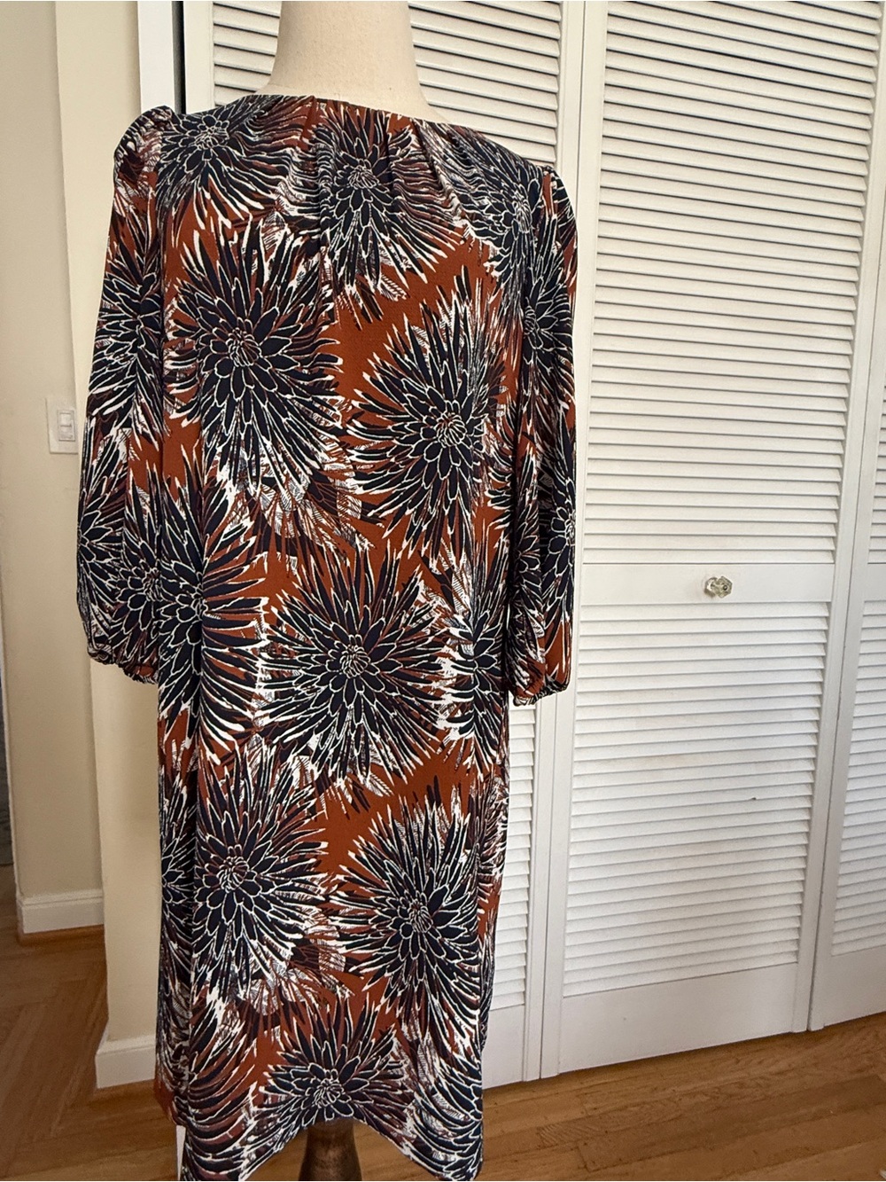 H&M Rust Floral Long Sleeve Shift Dress